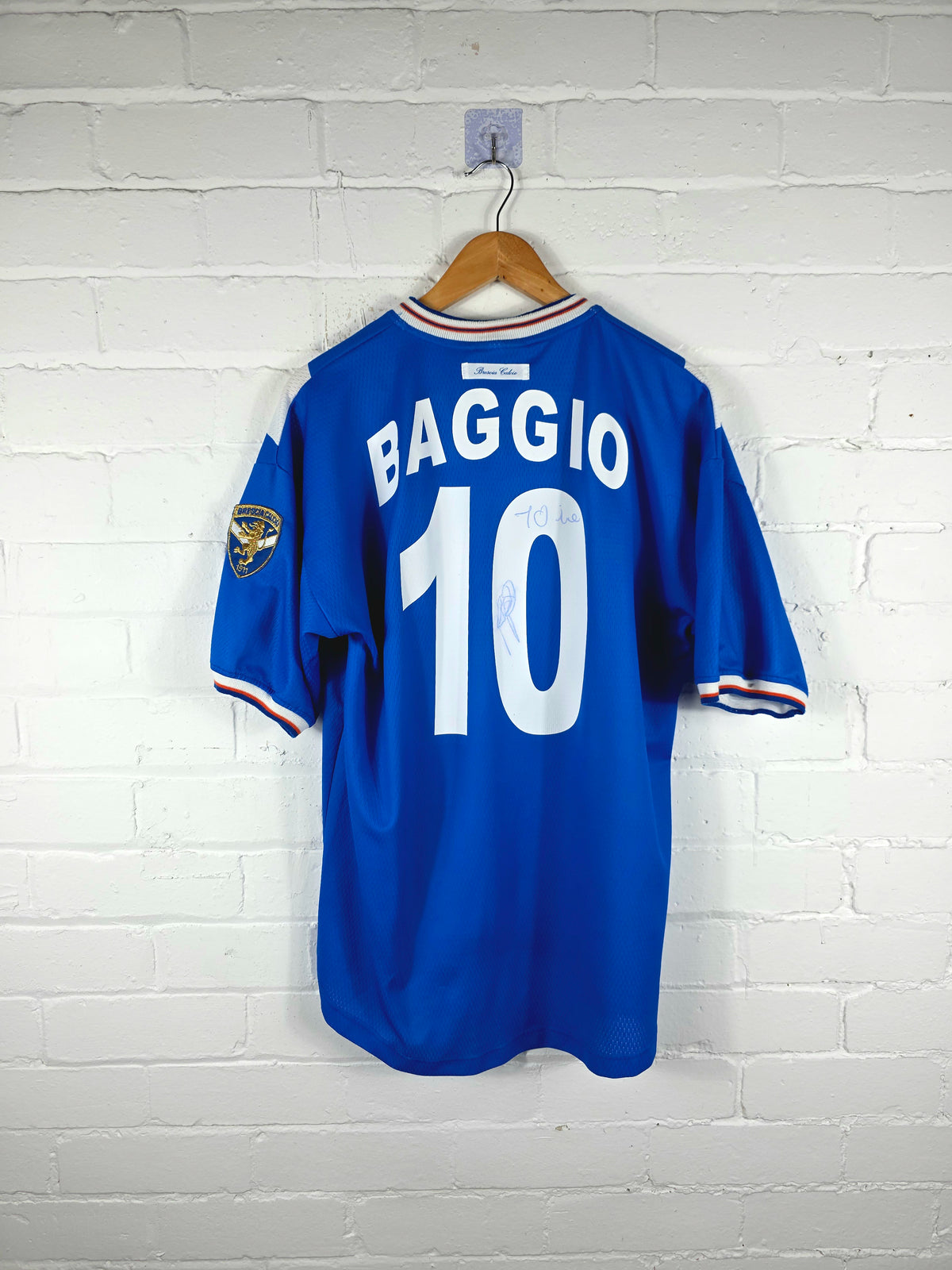 Garman Brescia 2001/02 'Baggio 10' Signed Home Shirt Large