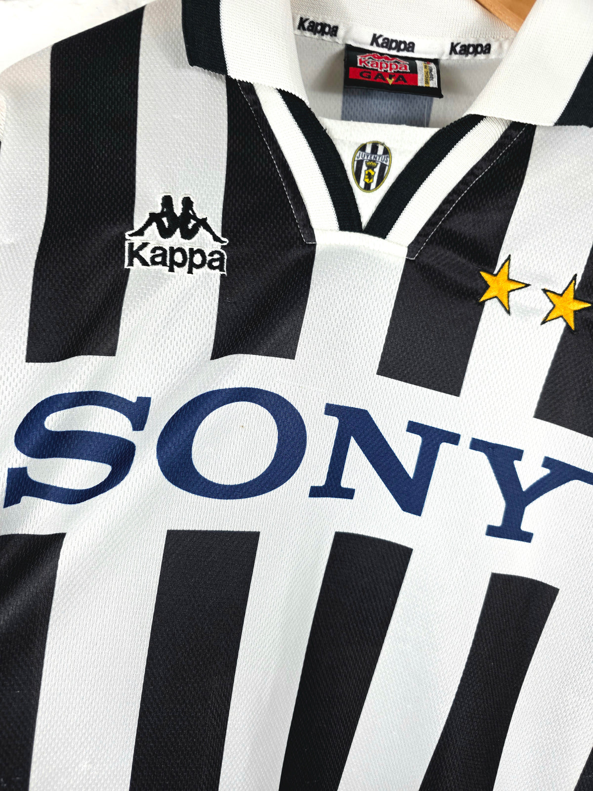 Kappa Juventus 1995/97 Long Sleeve Home Shirt Large