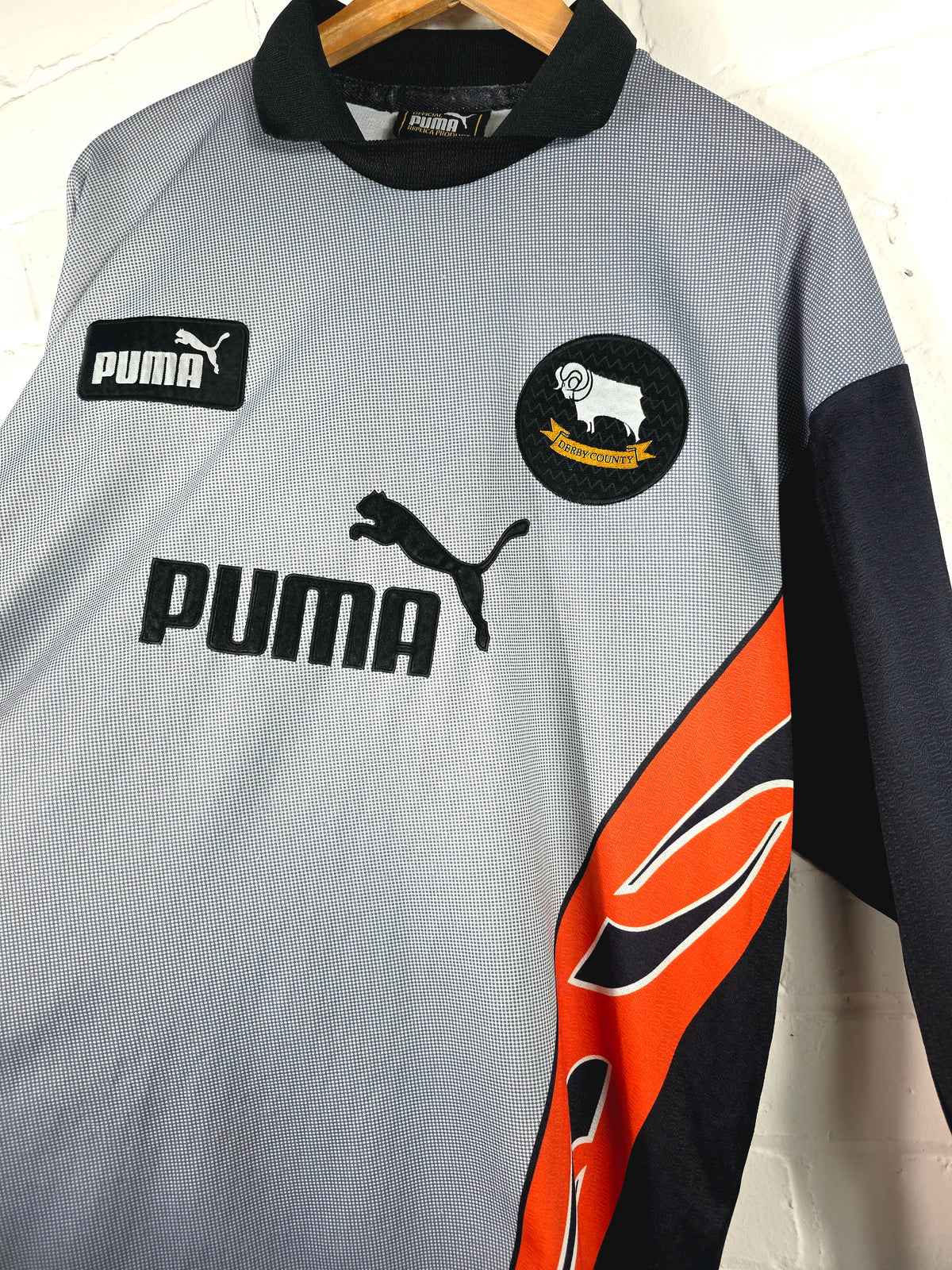 Puma Derby County 1997/98 Long Sleeve Goalkeeper Shirt Large