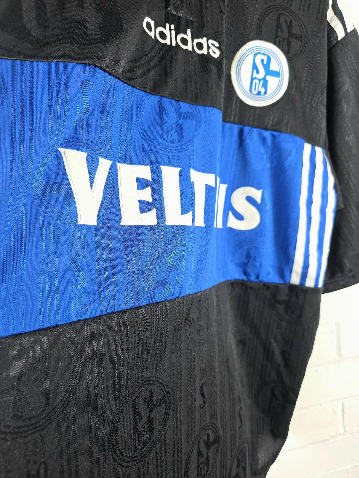 Adidas Schalke 04 1997/98 'Wilmots 24' Away Shirt Large