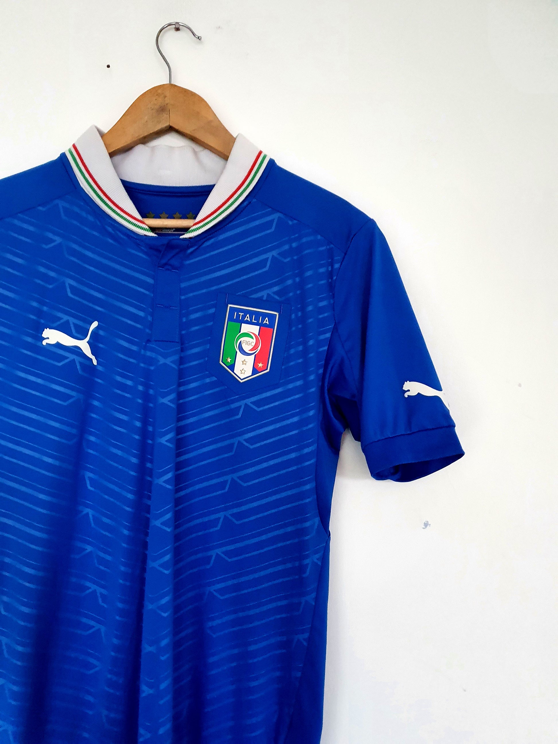 Puma Italy Euro 12/13 Balotelli Signed Home Shirt Small – Granny's
