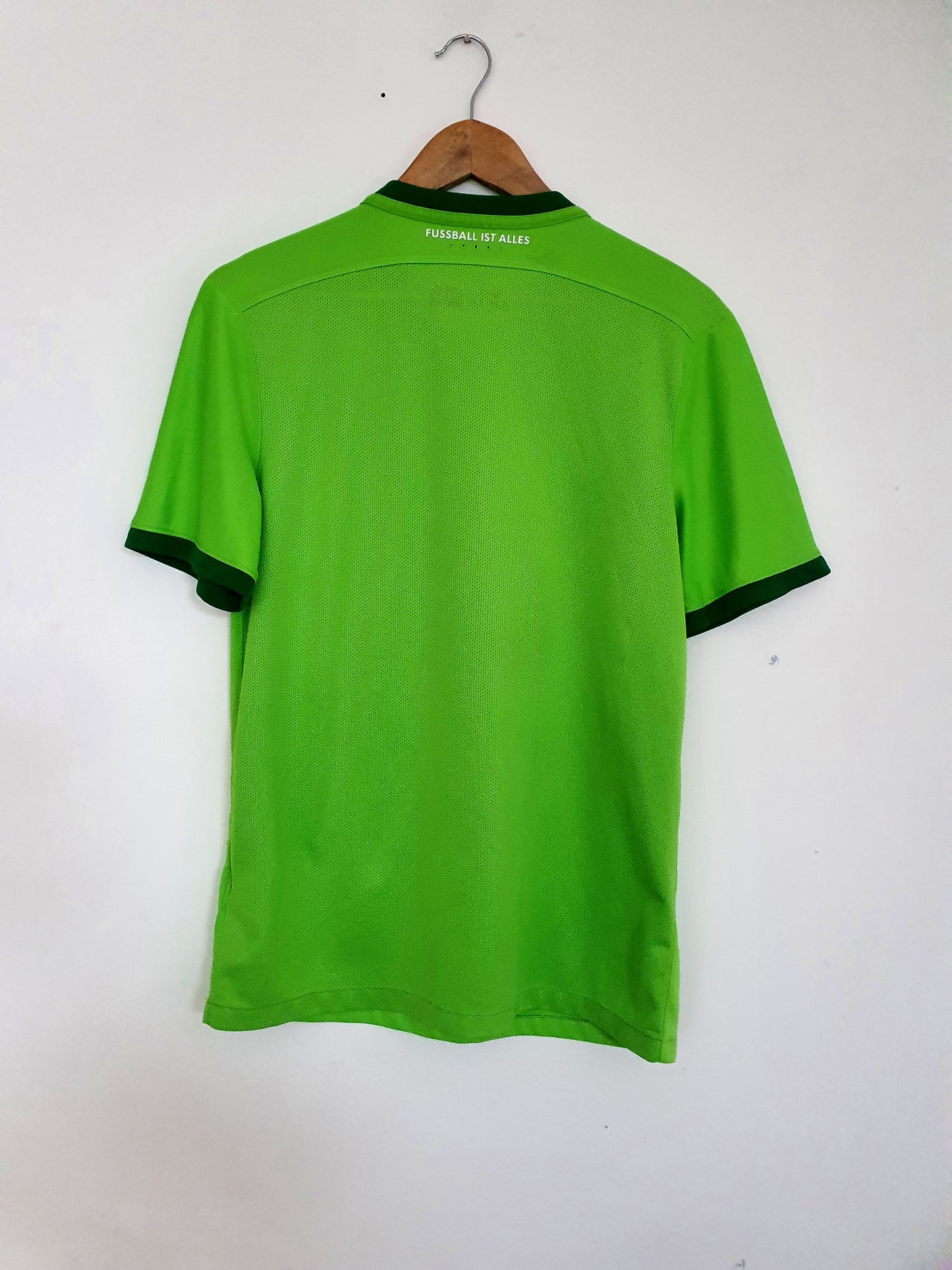 Nike Wolfsburg 16/17 Home Shirt Medium