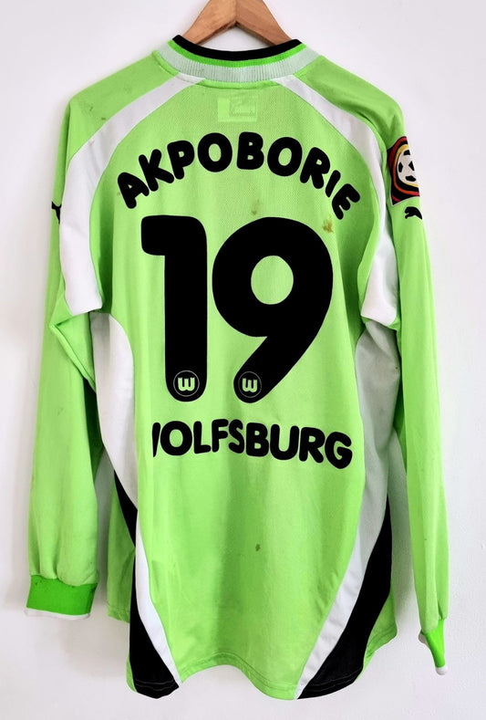 Puma Wolfsburg 00/01'Akpoborie 19' Long Sleeve Player Issue Squad Signed Home Shirt XL