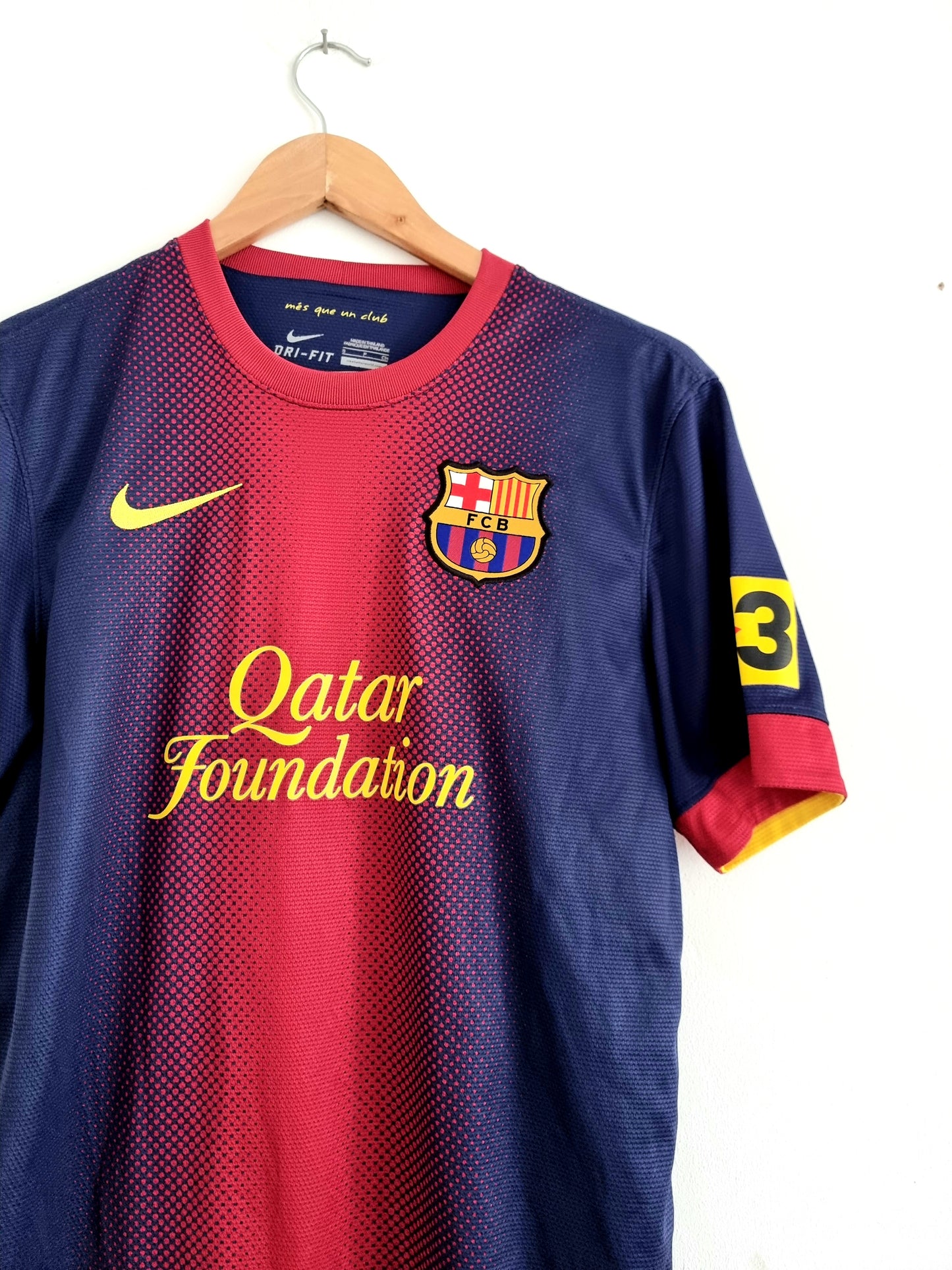 Nike Barcelona 12/13 'Jordi Alba 18' Home Shirt Small