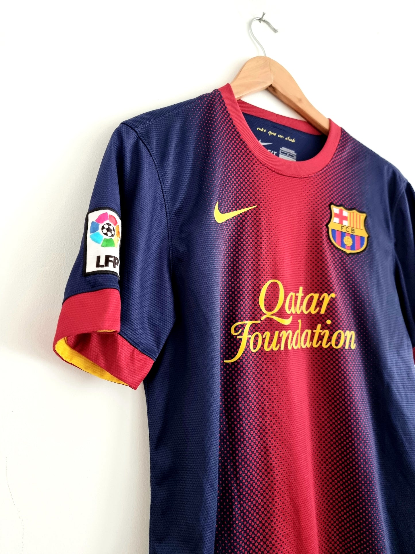 Nike Barcelona 12/13 'Jordi Alba 18' Home Shirt Small