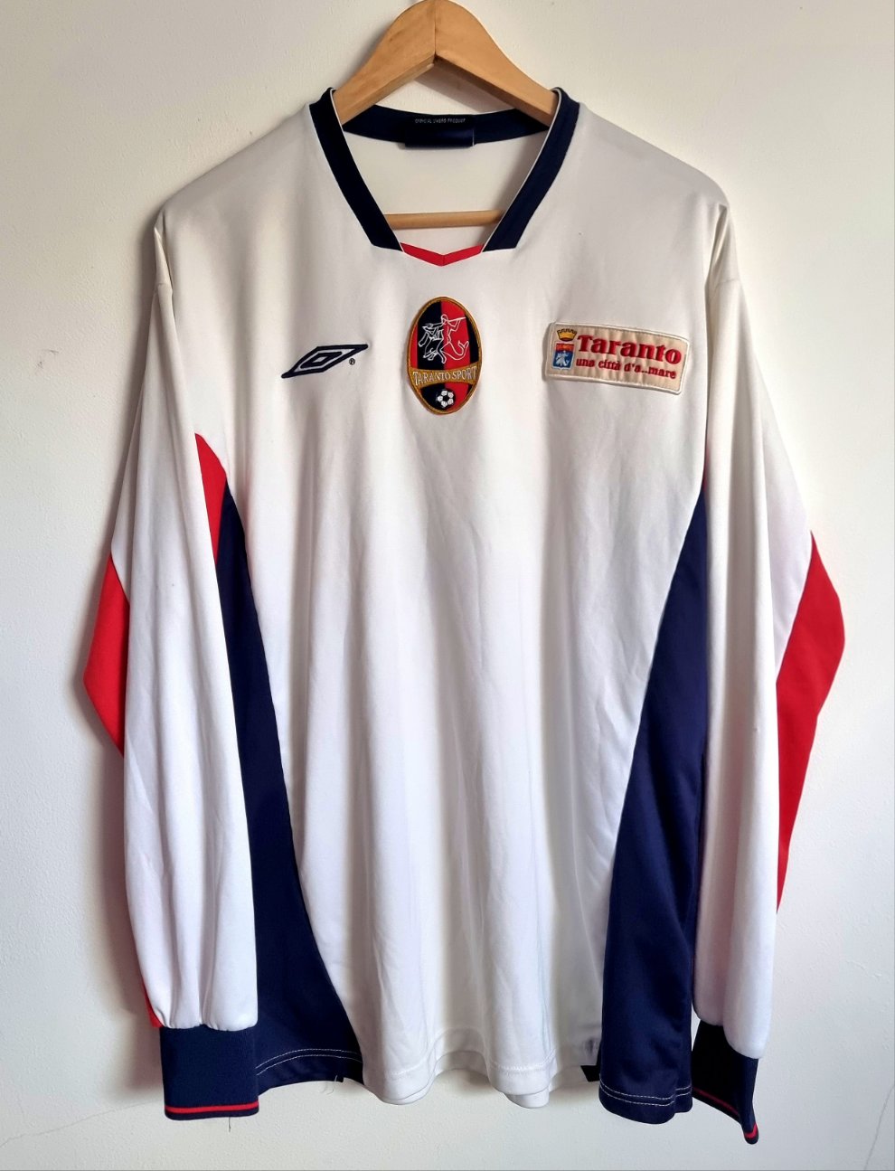 Umbro Taranto Long Sleeve Away Shirt XL