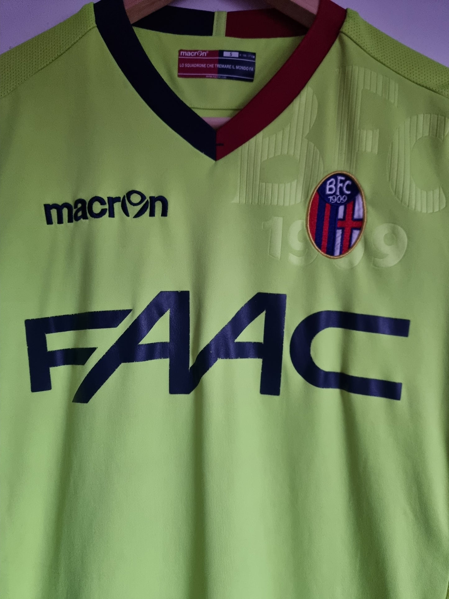 Macron Bologna 16/17 Away Shirt Small