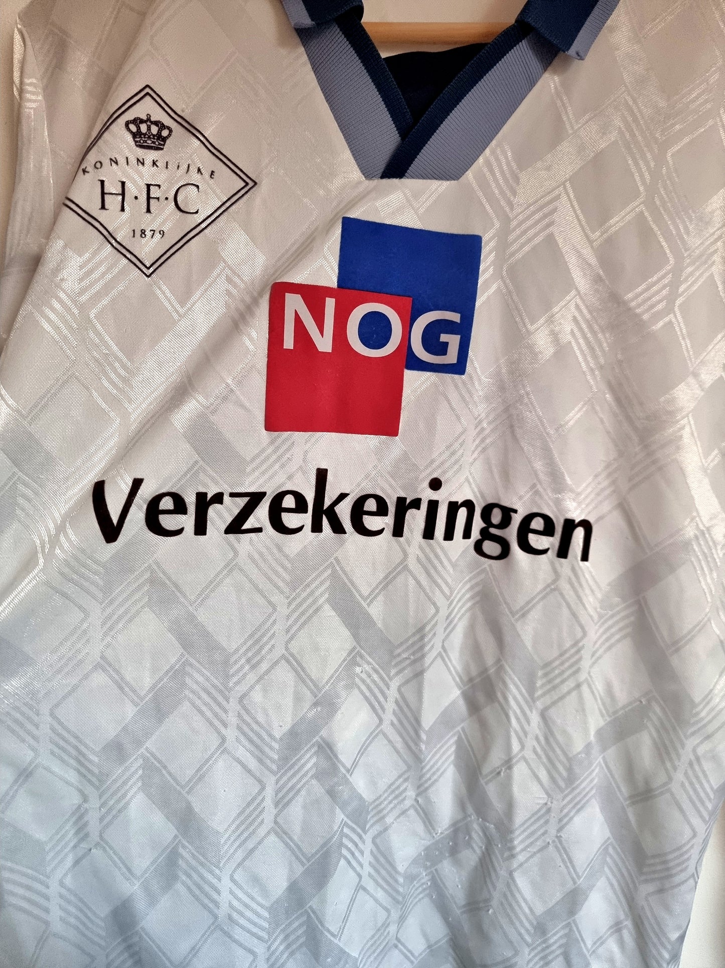 Koninklijke HFC Long Sleeve Home Football Shirt Medium / Large