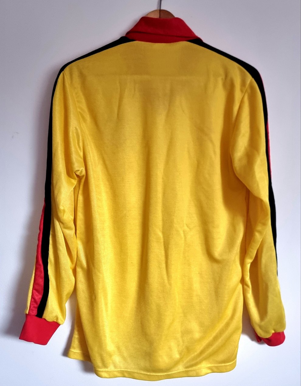Umbro Watford 80/82 Long Sleeve Home Shirt Medium