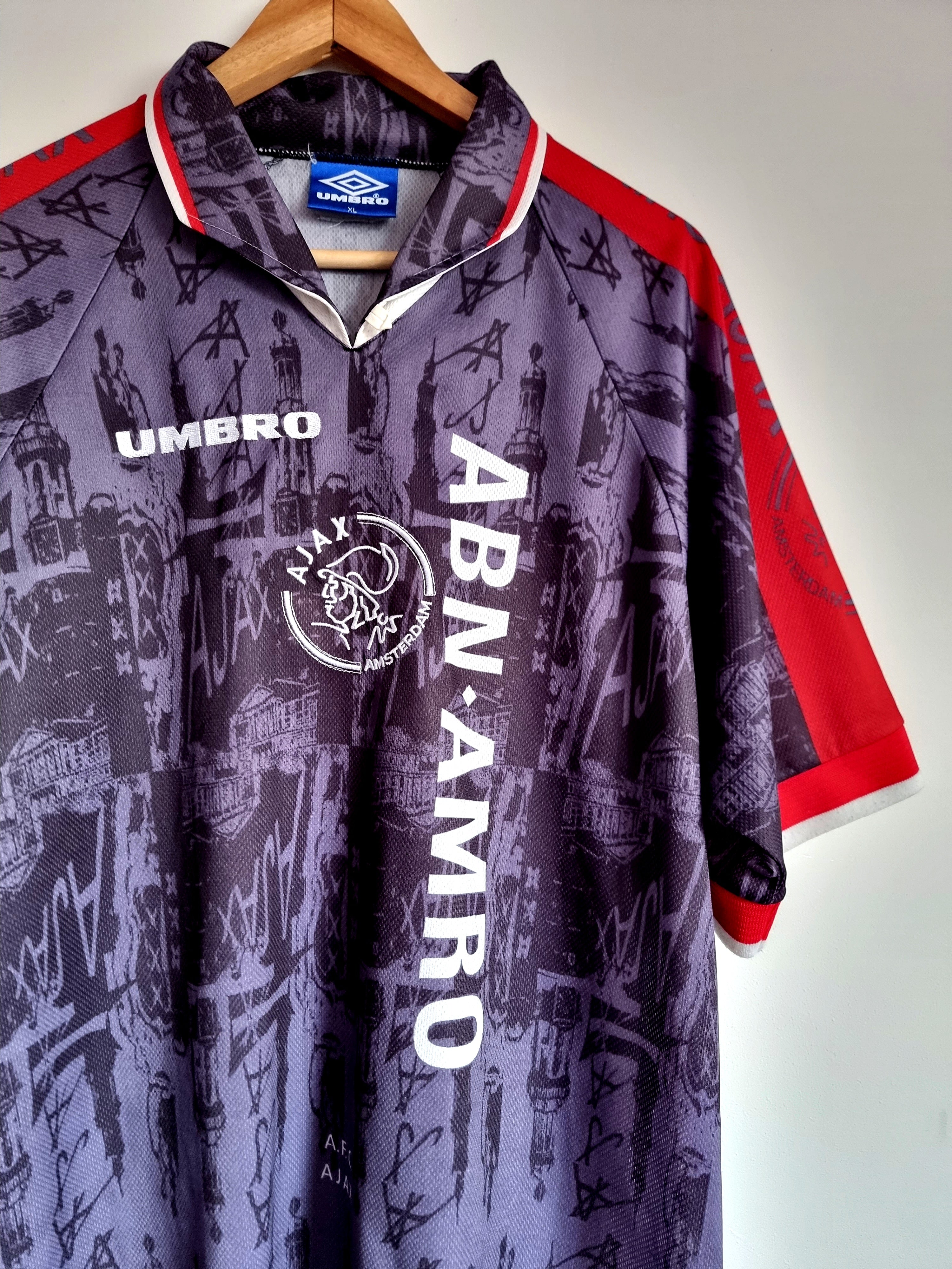 Umbro Ajax 96/97 Away Shirt XL – Granny's Football Store