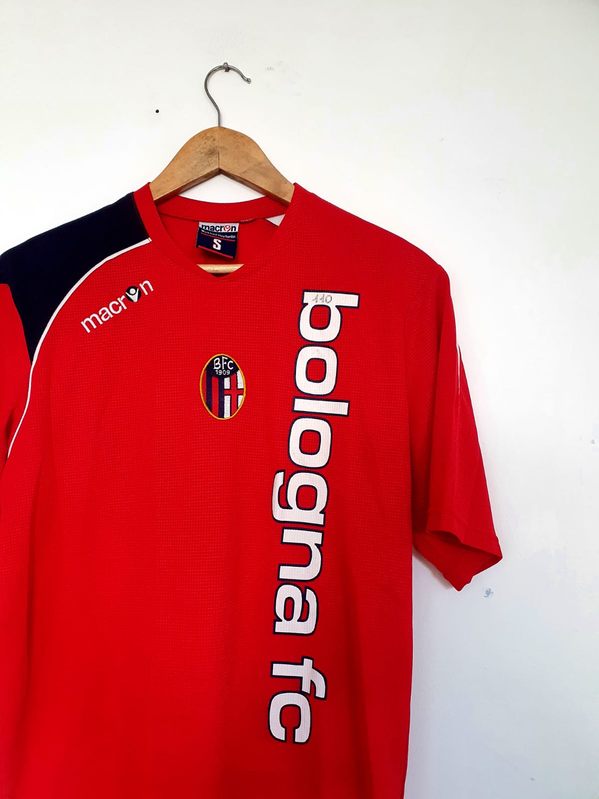 Macron Bologna FC Training Shirt Small